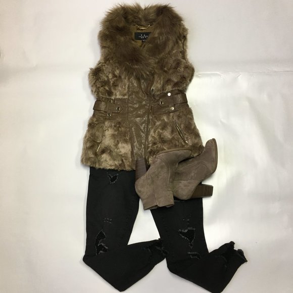 Faux fur vest with zipper - Picture 15 of 15